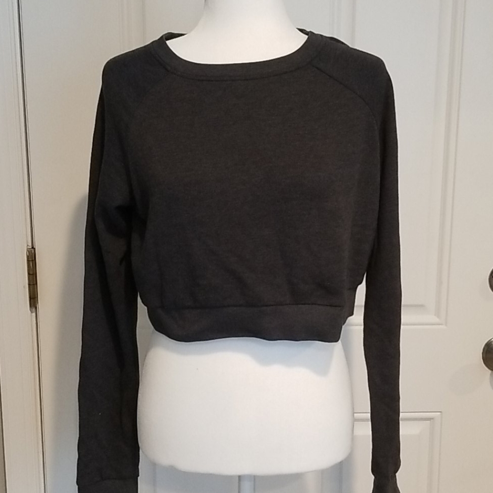 Cropped sweatshirt